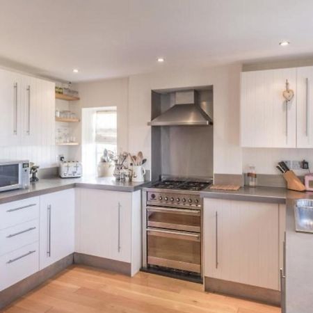 The Old Boat House, Seaview - Seafront Three Bedroom Cottage With Separate Two Bedroom Annexe Exteriör bild
